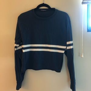 Brandy Melville cropped long sleeve tee